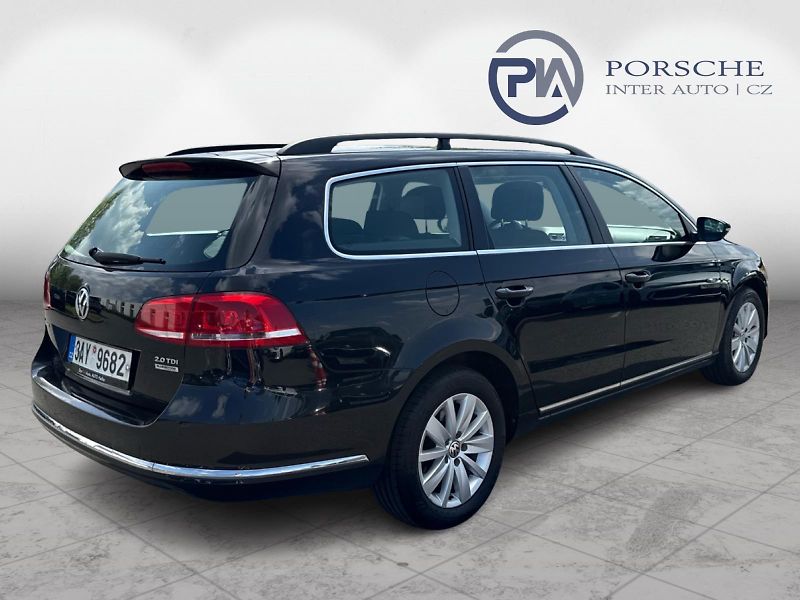 Volkswagen Passat 2,0 TDI Comfortline  103 kW - fotka 2 z 27