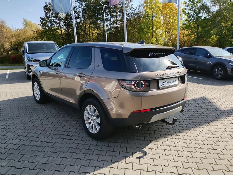 Land Rover Discovery Sport (2016) 2.0 TD4 HSE AWD AUT - fotka 5 z 26