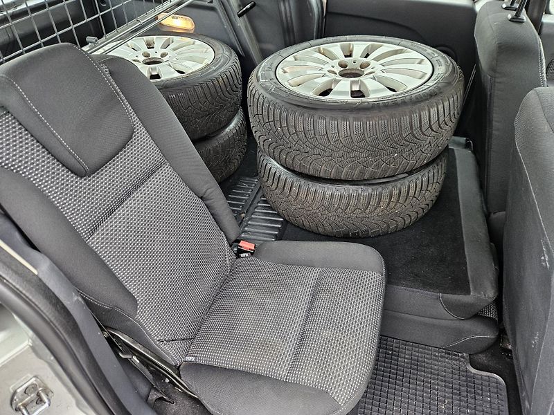 Mercedes-Benz Citan (2012) 1.5cdi MOŽNÉ SPLÁTKY  - fotka 20 z 23