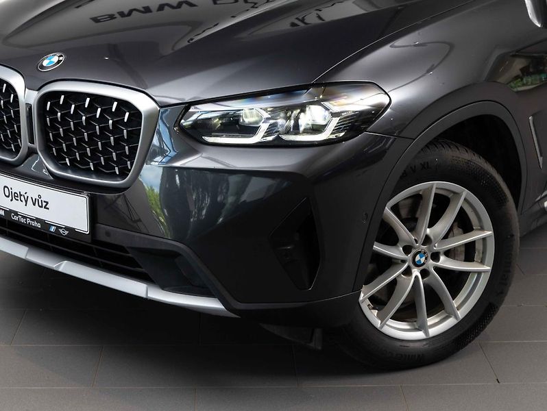 BMW X4 xDrive30i - fotka 7 z 21