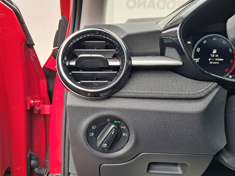 Škoda Fabia (2024) IV Top Selection 1.0 TSI / 85 - fotka 21 z 31