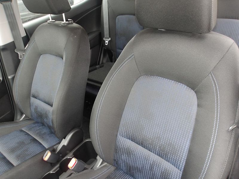 Hyundai ix20 1,6i 91kW NAJ.56000km !!! 1.MA - fotka 17 z 30