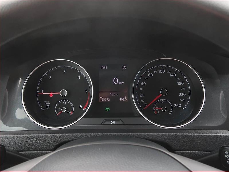 Volkswagen Golf (2018) 1.6 TDI, Park. senzory - fotka 11 z 14
