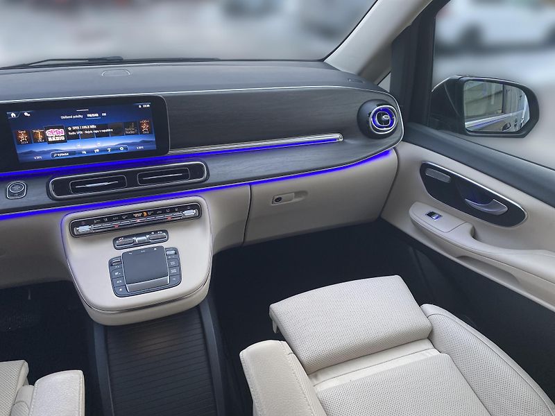 Mercedes-Benz Třídy V V 250d XL 4M AVANTGARDE - fotka 11 z 26