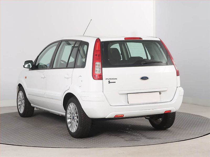 Ford Fusion (2010) 1.4, dobrý stav - fotka 4 z 14