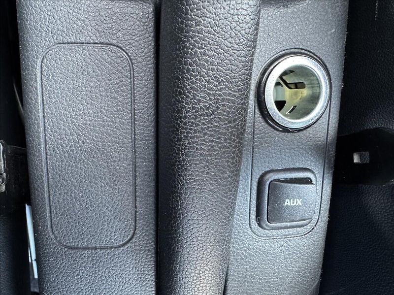 Škoda Fabia 1,4 i 16V 63kW KLIMA 1.maj. ČR - fotka 26 z 43