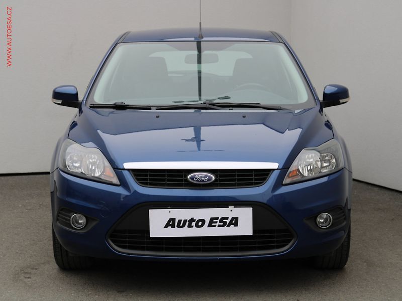 Ford Focus (2010) 1.6i, 2.maj,ČR, STK7/28 - fotka 2 z 3