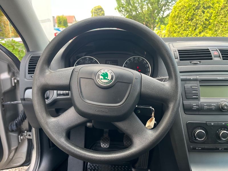 Škoda Octavia (2012) 1.2 TSI - fotka 9 z 27