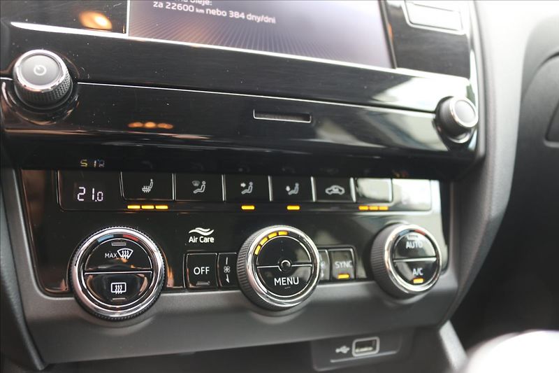 Škoda Octavia 1,0 85KW,ČR, 62000km - fotka 21 z 36