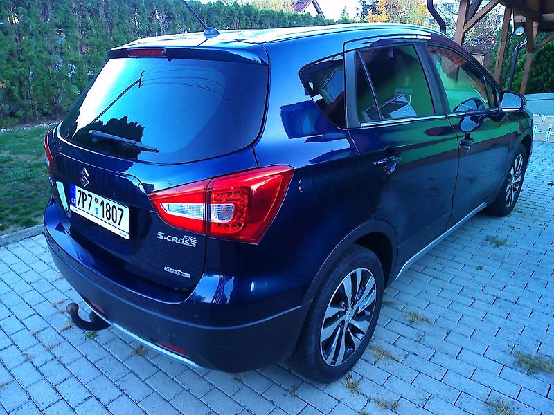 Suzuki S-Cross 1.4 Booster Jet 4x4 - fotka 5 z 23