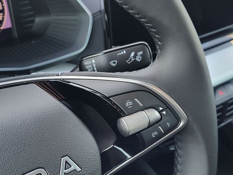 Škoda Octavia 130LET 1,5TSI 110kW - fotka 15 z 28