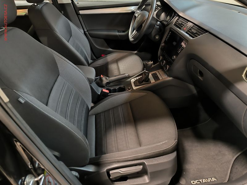 Škoda Octavia (2017) 1.6 TDi, Ambition, DSG - fotka 12 z 17