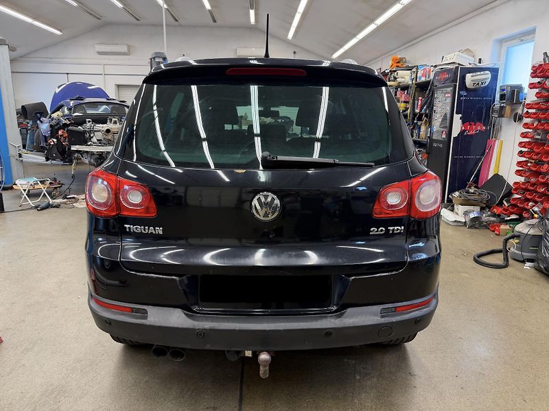 Volkswagen Tiguan Sport & Style 2.0 TDi 103kW  - fotka 7 z 18
