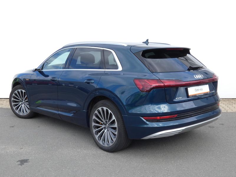 Audi e-tron (2020) 55 Quattro SoH100% - fotka 8 z 30