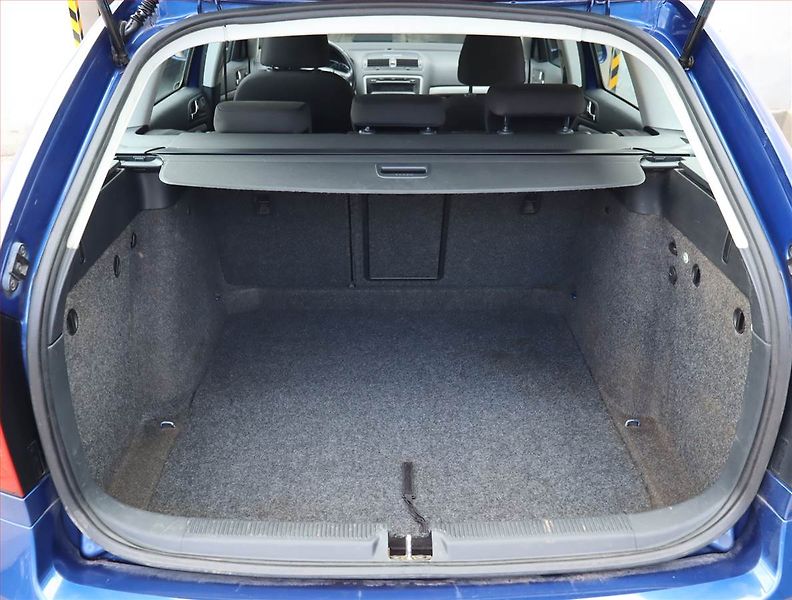 Škoda Octavia (2012) Elegance 2.0 TDI, Serv.kniha - fotka 13 z 20