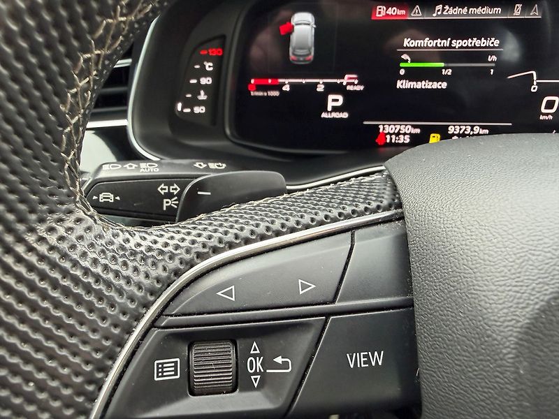 Audi Q7 S-Line  210kW Matrix - fotka 8 z 25