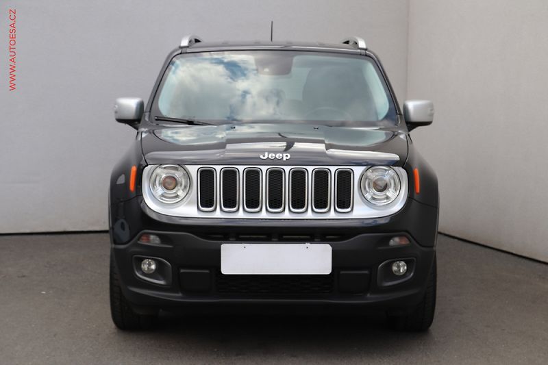 Jeep Renegade (2016) 2.0 MJT 4x4, Limited, navi - fotka 2 z 3