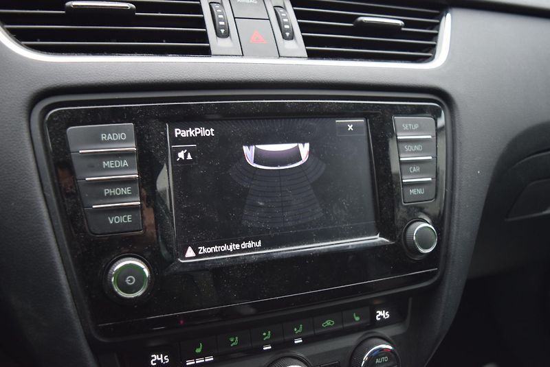 Škoda Octavia (2017) 1.4TSI 110kw AMBI ED. JOY TAŽ  - fotka 27 z 46