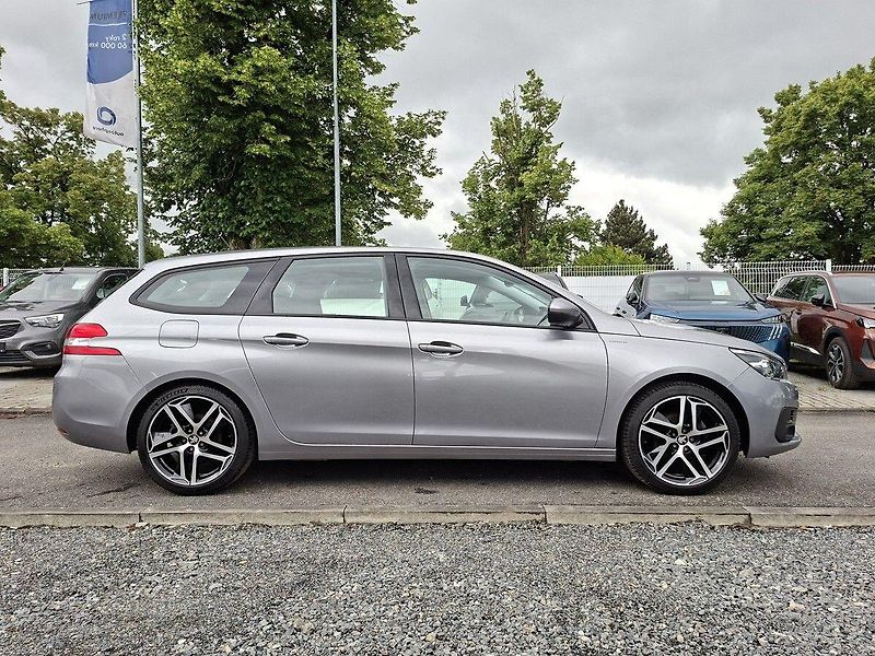 Peugeot 308 SW ACTIVE PACK 1.5 BHDi 130k M - fotka 9 z 26