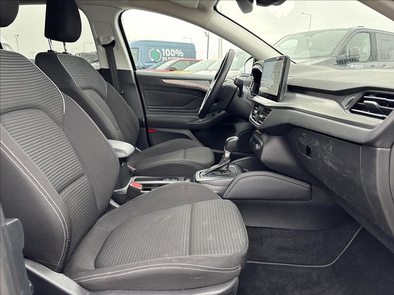 Ford Focus 1,0 EcoBoost 92kW Titanium AUT - fotka 11 z 22