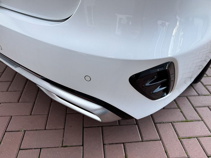Kia Ceed (2022) 1.5i TGDi GT-Line Automat LED - fotka 40 z 49