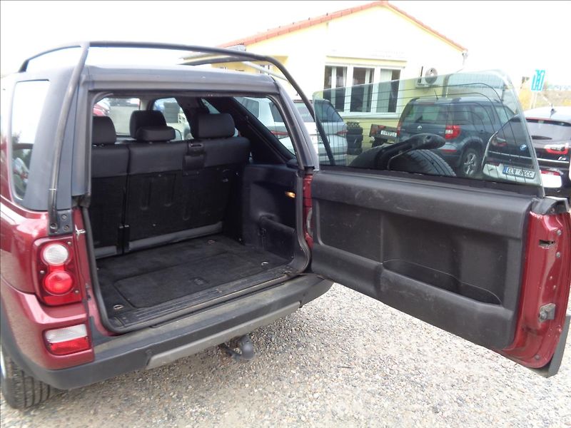 Land Rover Freelander 2,0 - fotka 9 z 15