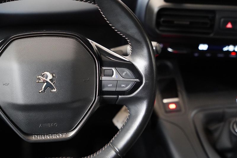 Peugeot Rifter - fotka 18 z 33
