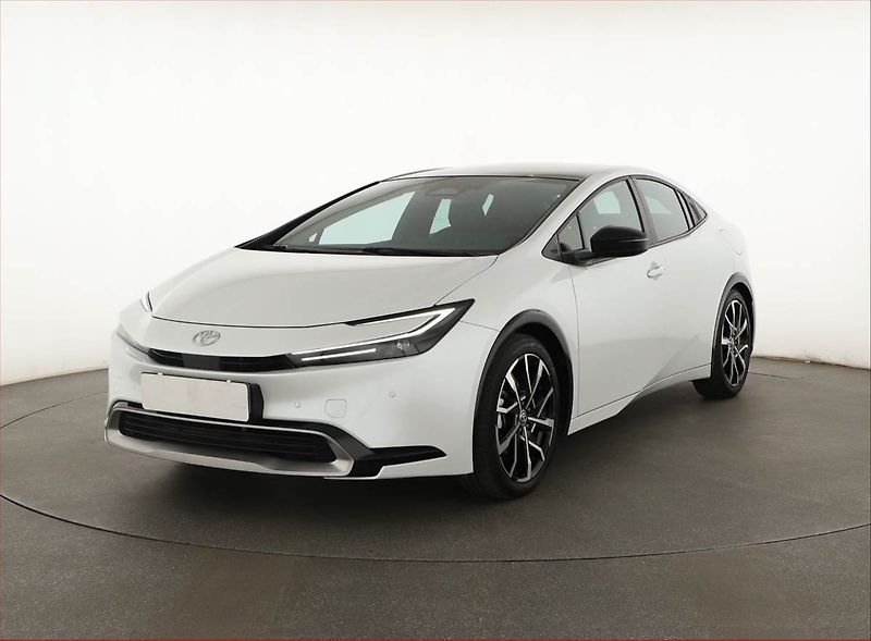 Toyota Prius (2024) 2.0 Plug-in Hybrid - fotka 2 z 21