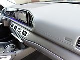Mercedes-Benz GLS (2023) 400D*PRÉM-PLUS*AMG*PAN*HEAD*CZ - náhled 16