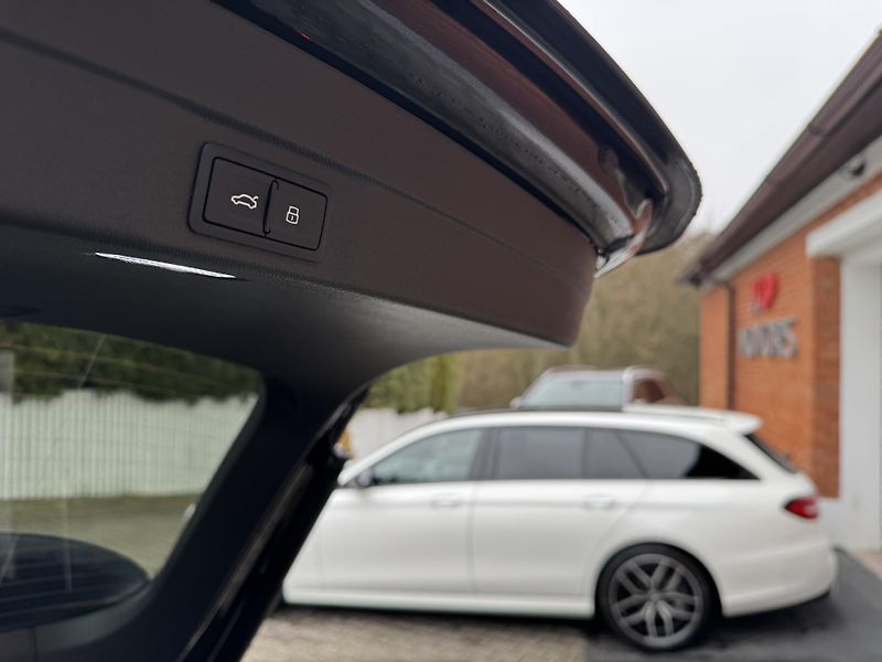 Audi A6 40TDi-4x4-S-LINE-R21-EDICE ONE - fotka 47 z 50