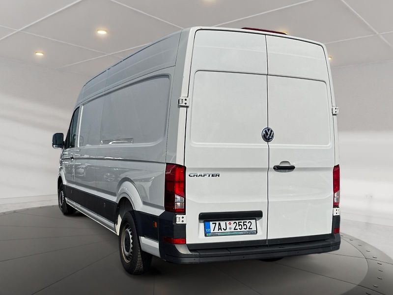Volkswagen Crafter (2019) L4H3 2.0TDI 103kW CZ DPH - fotka 4 z 11