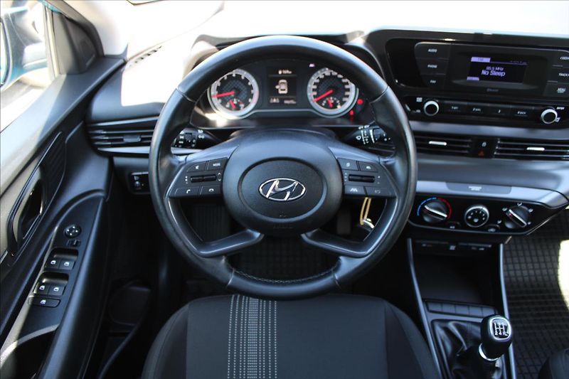 Hyundai i20 1,2 i  NOVÉ V ČR,1.MAJITEL - fotka 10 z 22