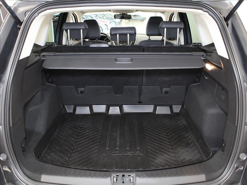 Ford Kuga 1,5 EB 110kW 54tkm. 1.maj.ČR - fotka 19 z 20