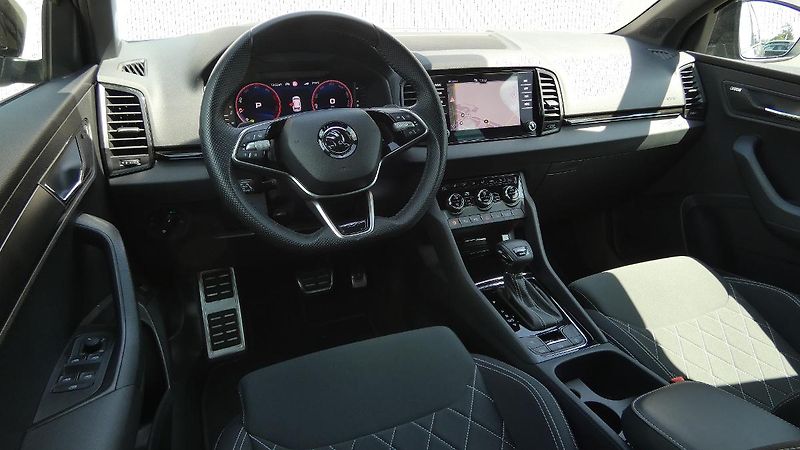 Škoda Karoq 2.0TDI 110kW Sportline 4x4 DSG - fotka 5 z 24