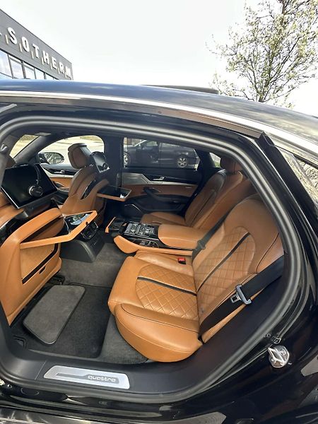 Audi A8 (2014) Long - fotka 23 z 31