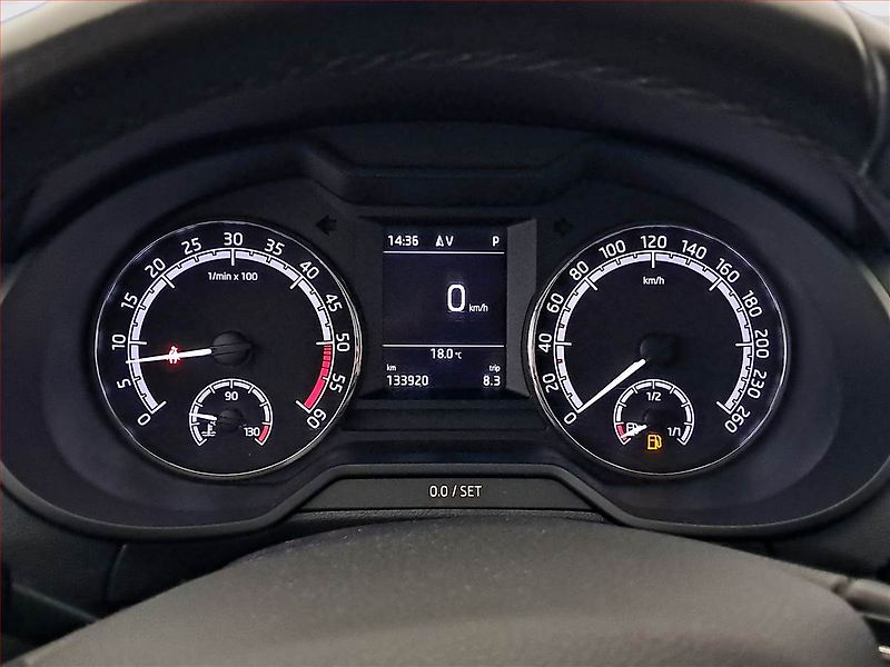 Škoda Octavia (2019) 1.6 TDI, Automat, Serv.kniha - fotka 11 z 20
