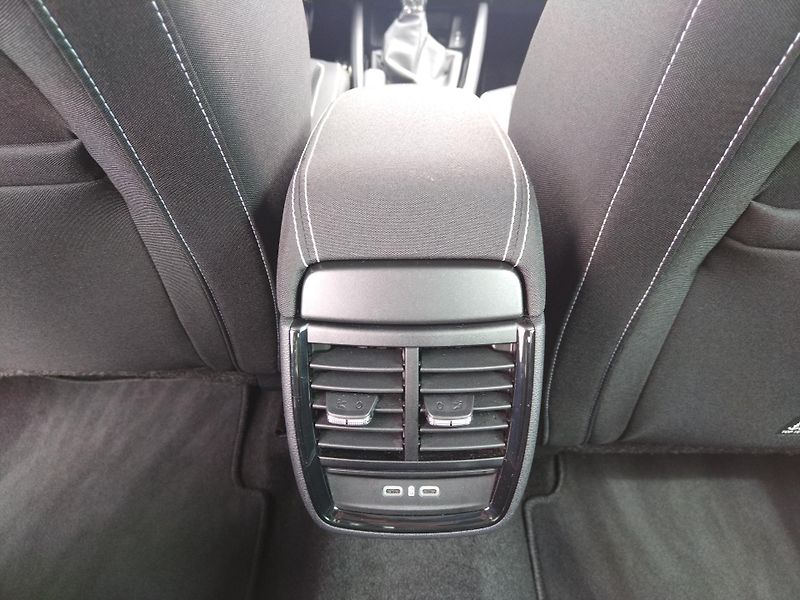 Škoda Scala 1.0 TSi DSG 7st. Monte Carlo - fotka 13 z 30