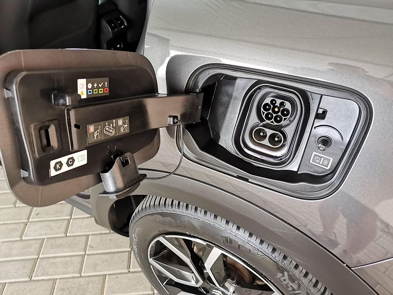 Citroën ë-C4 (2023) e LED APPCAR TEPELKO ZÁRUKA - fotka 22 z 26