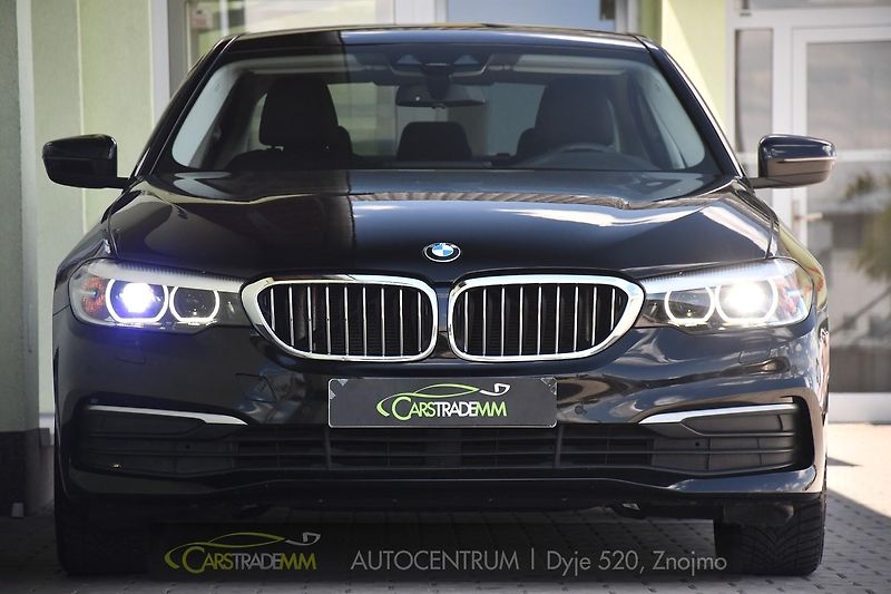 BMW Řada 5 518d ČR 1.M CARPLAY - fotka 8 z 54