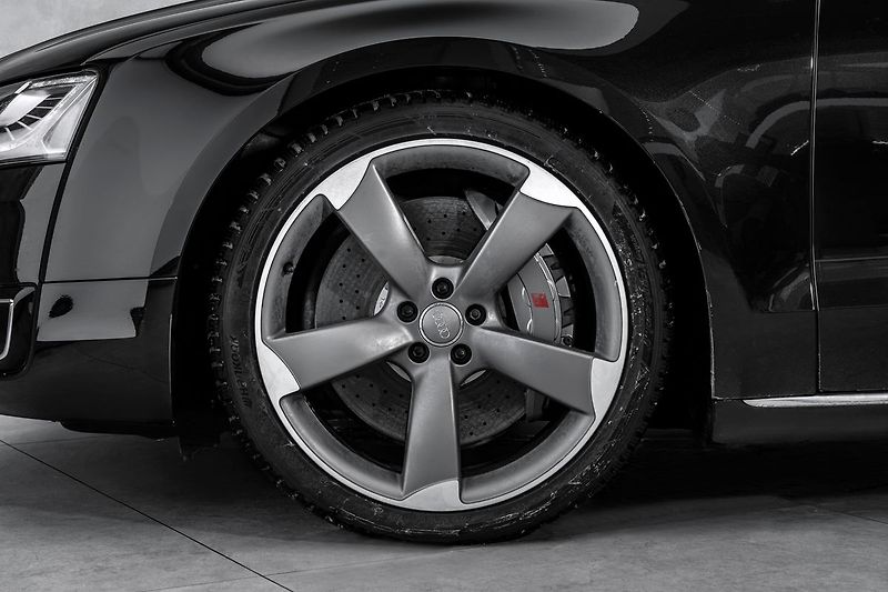 Audi A8 4,2 TDI quattro, Design - fotka 2 z 27