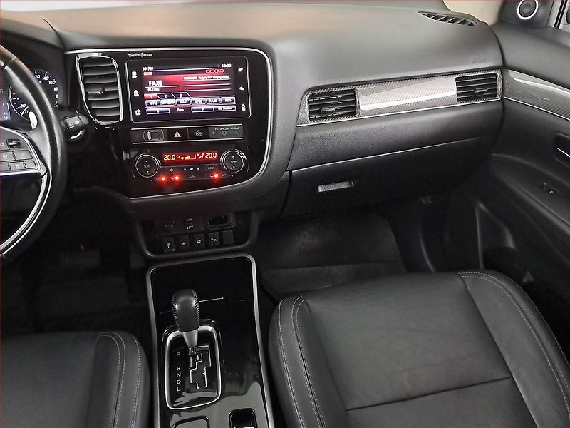 Mitsubishi Outlander (2019) 2.0 - fotka 8 z 20