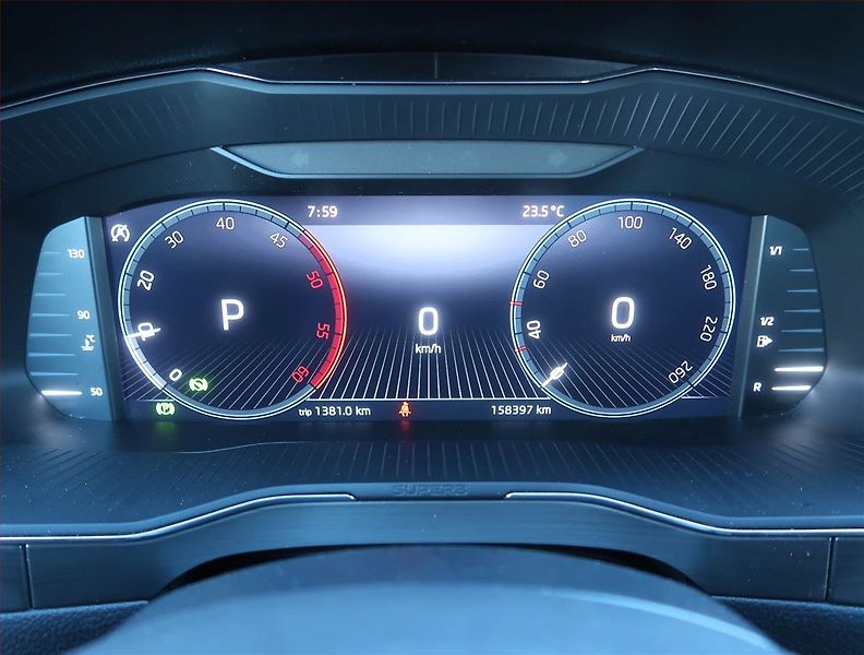 Škoda Superb (2023) Style 2.0 TDI - fotka 11 z 17