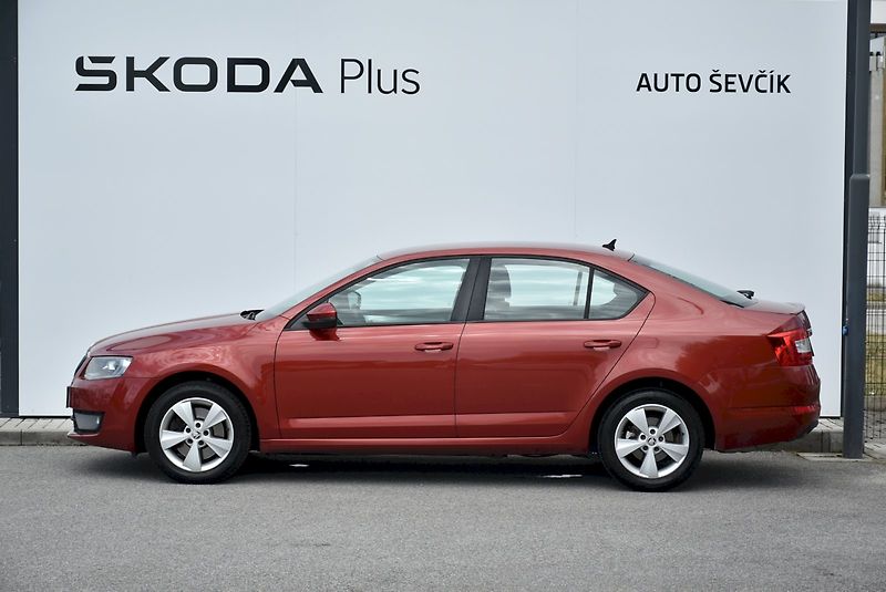 Škoda Octavia (2015) Elegance 1.8 TSI 132 kW - fotka 12 z 31