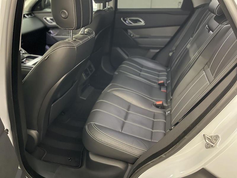 Land Rover Range Rover Velar (2021) D200,REZERVOVÁNO - fotka 19 z 41
