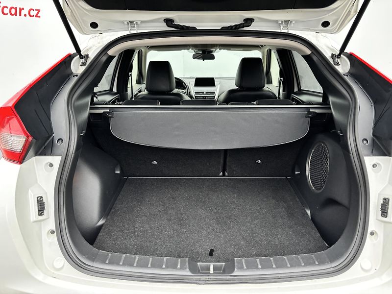 Mitsubishi Eclipse Cross (2018) 1.5T-MIVEC INTENSE  - fotka 9 z 36