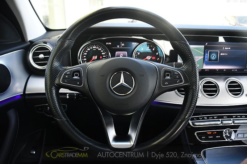 Mercedes-Benz Třídy E 250 - fotka 25 z 53