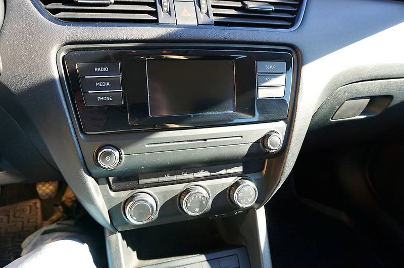 Škoda Octavia (2016) ACTIVE 1,6 TDI 66 kW - fotka 30 z 41