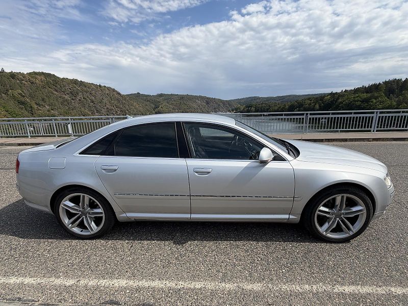 Audi A8 (2008) - fotka 6 z 10