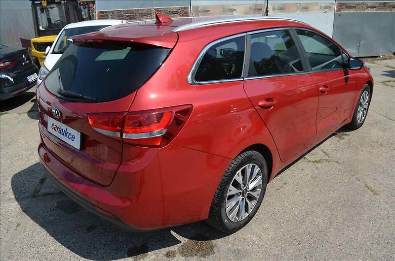 Kia Ceed (2018) 1,6 SW - fotka 4 z 24