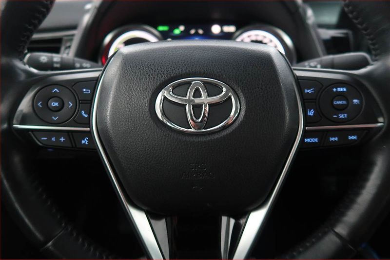 Toyota Camry (2022) Prestige 2.5 Hybrid - fotka 17 z 21